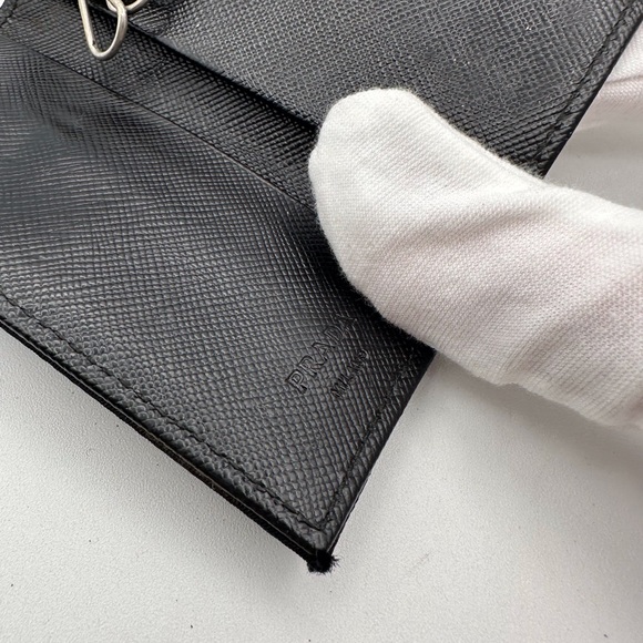 Prada nylon key and card holder - Picture 3 of 9